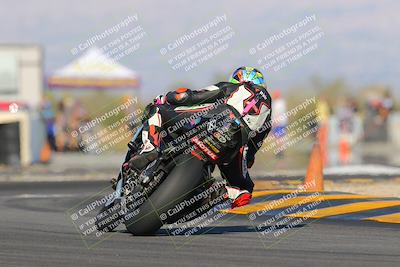 media/Oct-29-2022-CVMA (Sat) [[14c0aa3b66]]/Race 8 Supersport Middleweight/Folder 2/